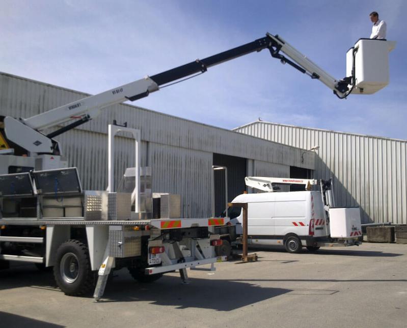 Renault Trucks 4x4 avec nacelle de 18 mètres | image 1