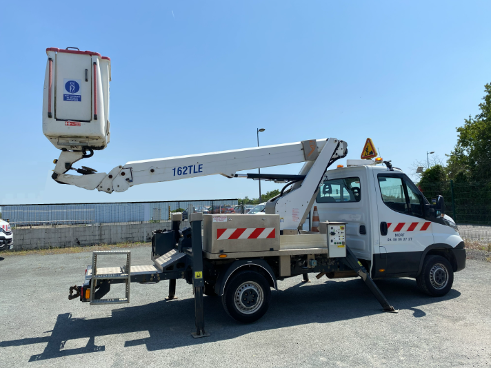 Camion nacelle 3T5 | image 2