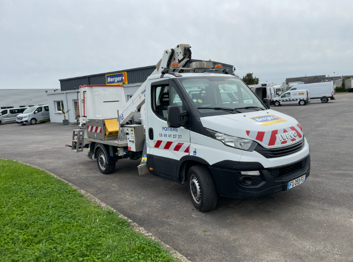 Camion nacelle 3T5 | image 1