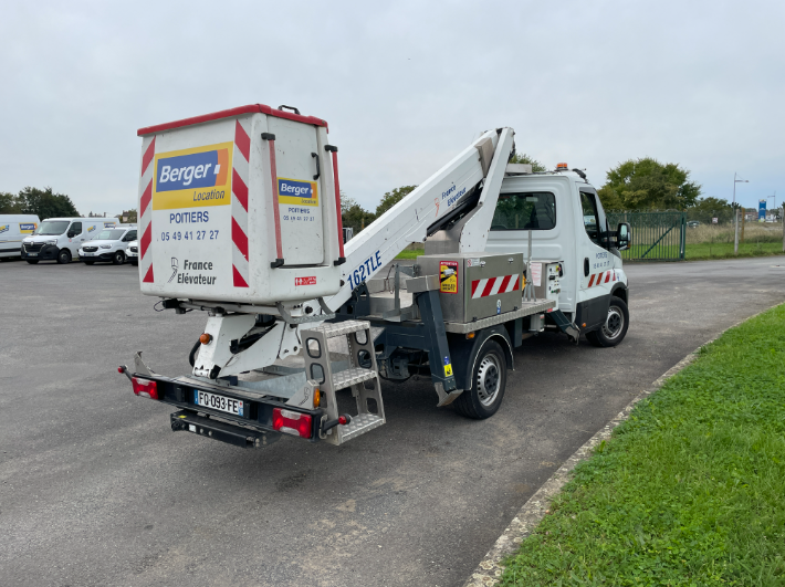 Camion nacelle 3T5 | image 3