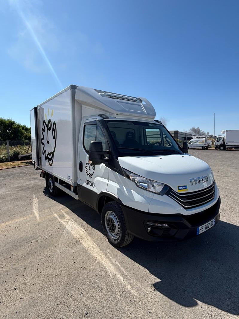 Iveco Daily frigorifique avec Hayon | image 1