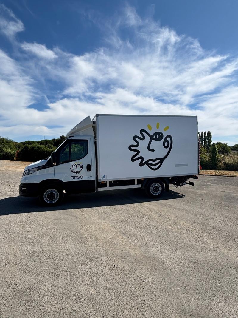 Iveco Daily frigorifique avec hayon | image 3