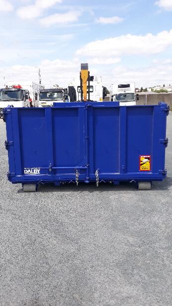 Les porteurs polybennes 26 tonnes équipés d'une benne à la demande | image 1