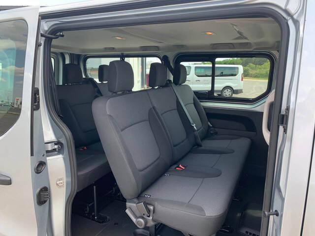 Minibus 9 places | image 5