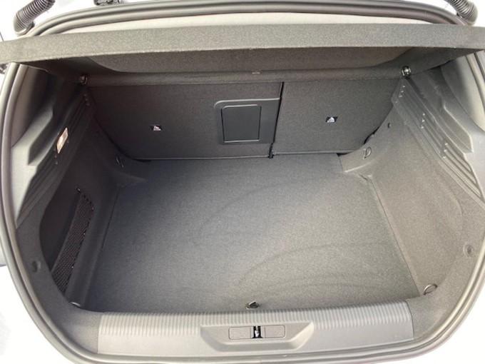 Peugeot 308 | image 4