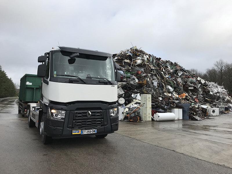 Porteur 26 T 6x2 polybenne | image 1