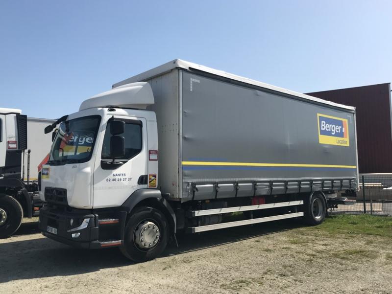 Porteur 4x2 19T avec rideaux coulissants | image 1
