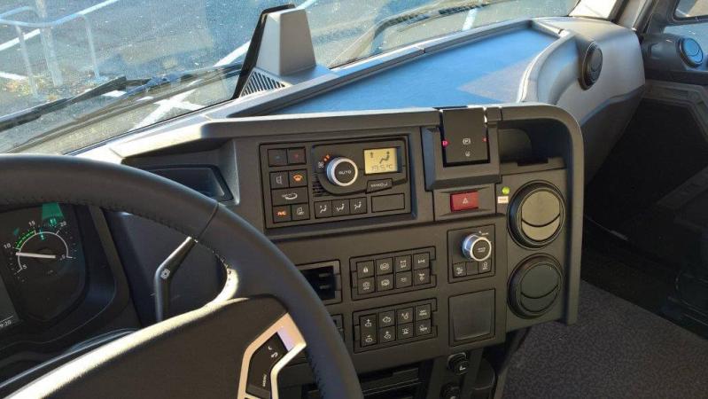 Renault C 440.19 4x2 Benne | image 2