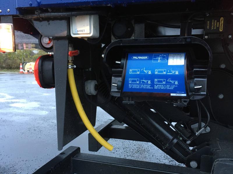 Renault T380 pour le transport de produits dangereux | image 3
