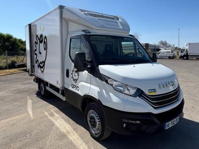 Iveco Daily frigorifique avec Hayon