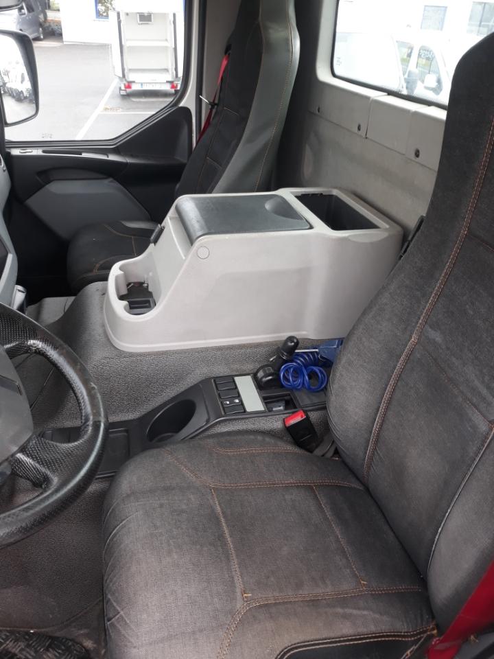 Occasion C430 CAB2300 6x2 PLATEAU