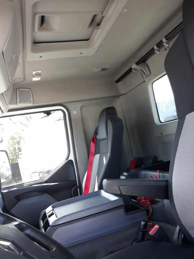 Occasion D 19 WIDE T4x2 380 E6