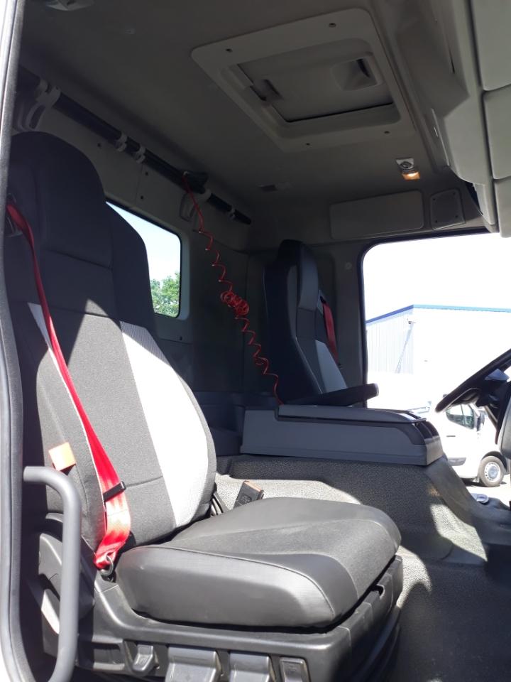 Occasion D 19 WIDE T4x2 380 E6