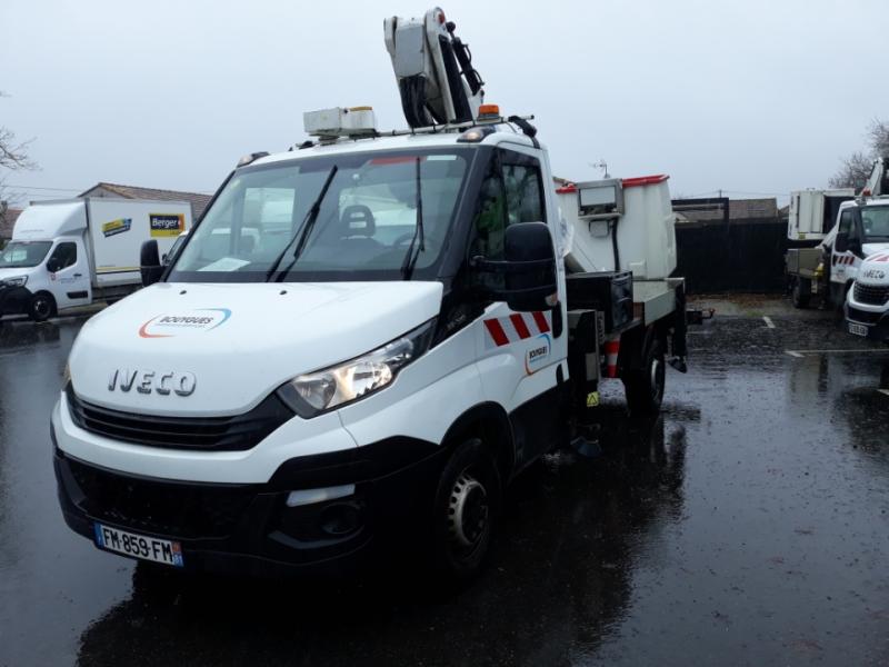 Occasion Iveco Daily 35S12 Plateau nacelle 18m