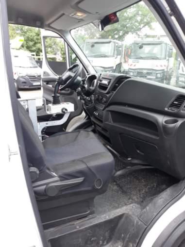Occasion Iveco Daily 35S14 Plateau Nacelle 6m50 Spécial tunnel