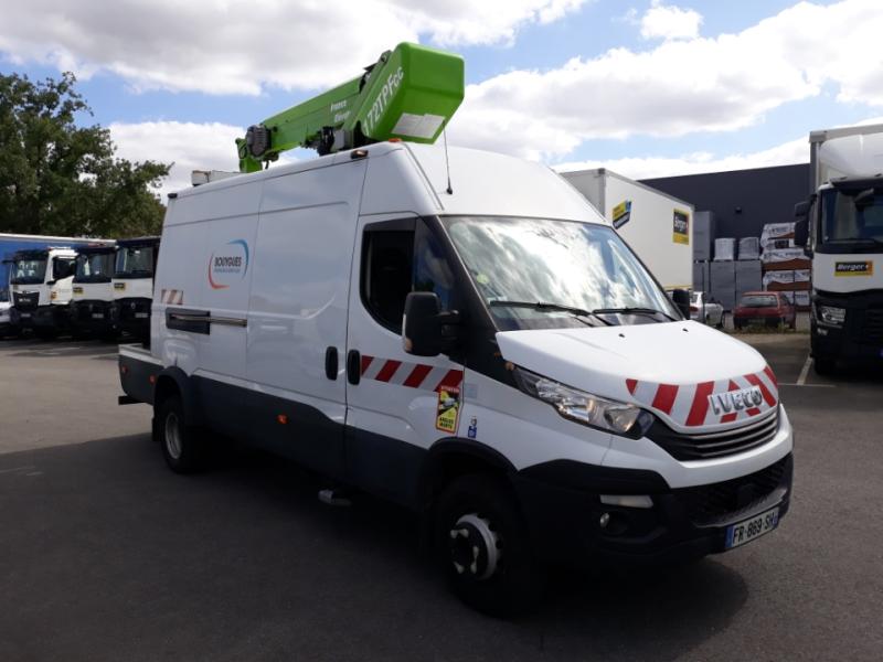 Occasion Iveco Daily 70C18 FG Nacelle Pack éco  + BT200 - Panier 2 pers.