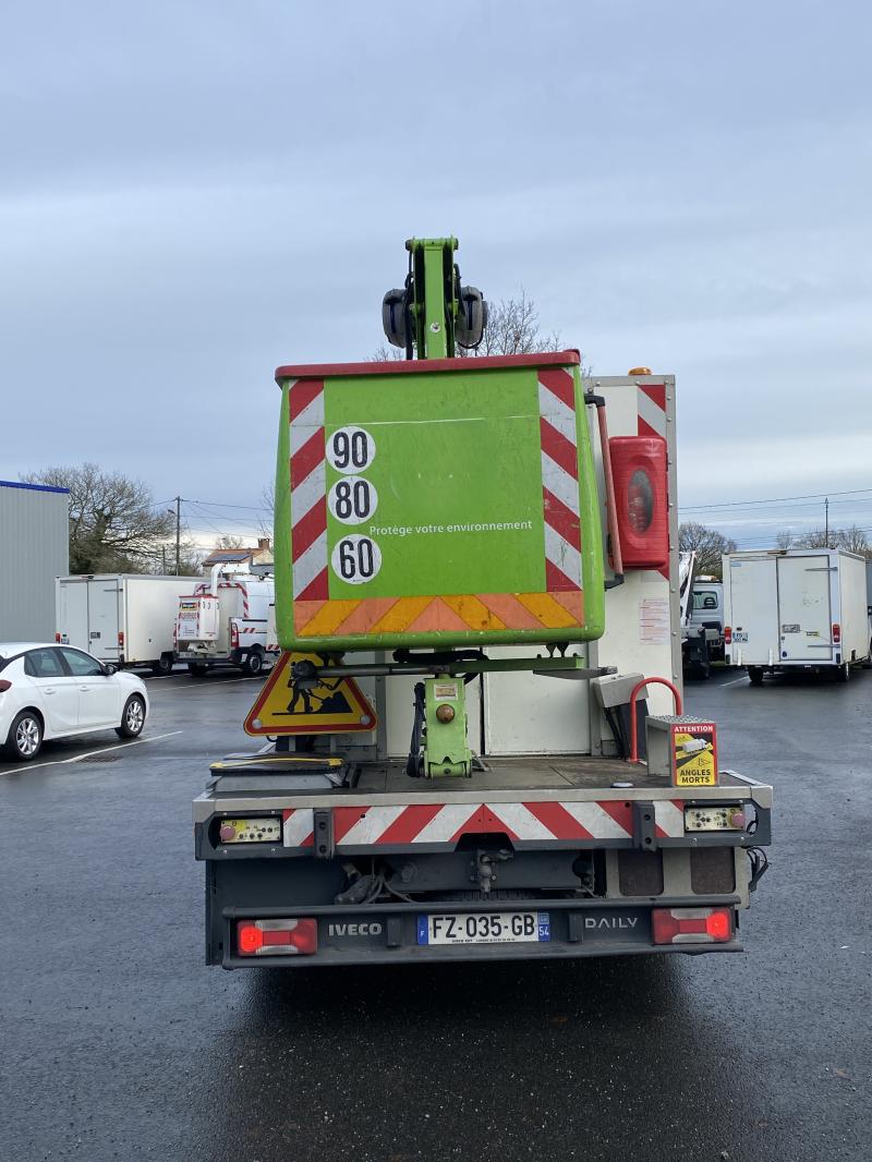 Occasion Iveco Daily 72C18 CC Nacelle Pack éco + BT200 - Panier 2 pers.