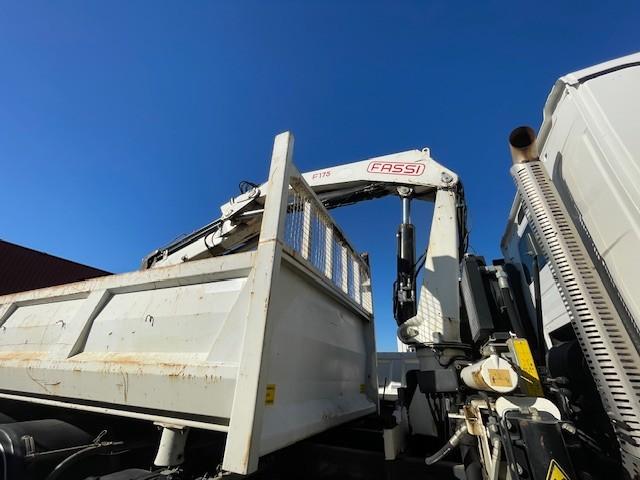 Occasion KERAX 380CV 6X4 BIBENNE GRUE