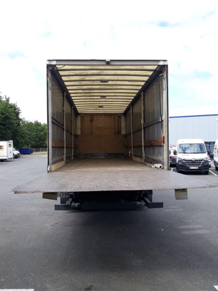 Occasion RENAULT C 42M3 380 CV RIDEAUX 6x2