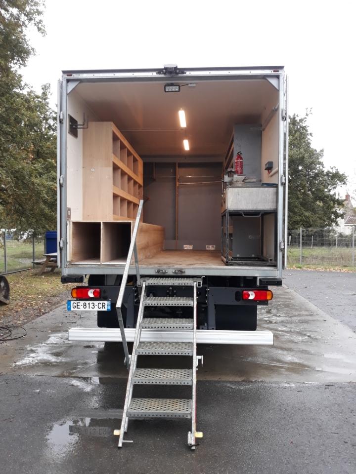 Occasion Renault D 13 HIGH K P4X2 280CV Double cabine 6 places