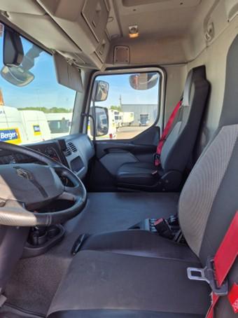 Occasion Renault D Fourgon 4x2 280 cv Caisse Polyfond Hyon rabattable