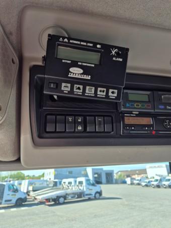 Occasion Renault D12 LOW 4x2 210 cv Fourgon Frigorifique LAMBERET Groupe CARRIER Supra 750 avec hayon Rabattable