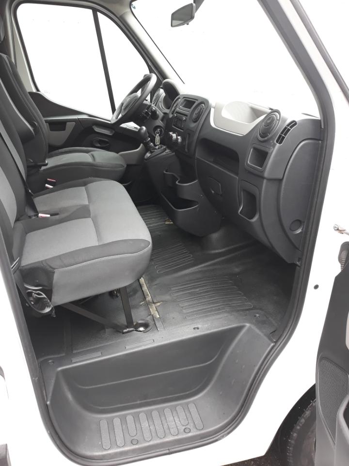 Occasion Renault Master 125.35 Frigo FRCX avec hayon rabattable