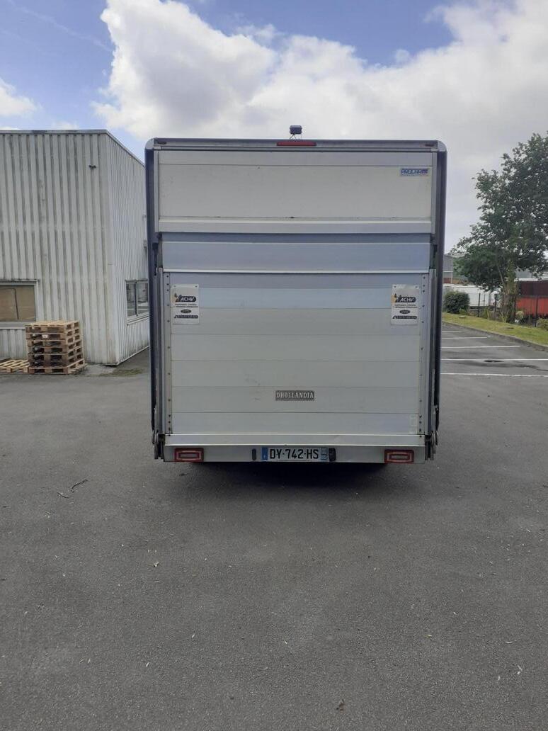 Occasion Renault Master 125Cv PC caisse blanchisserie hayon à colonne