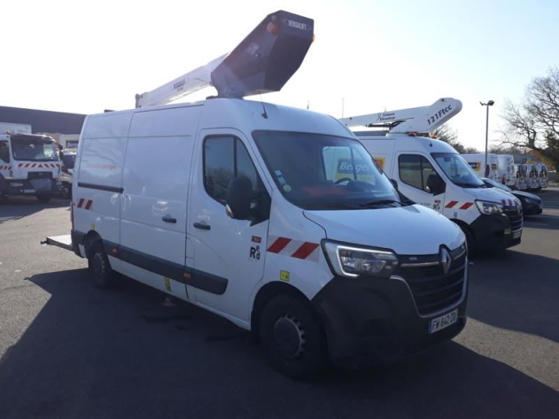 Occasion Renault Master 145Cv Nacelle VTL 145 14m Panier 2 Pers BT200
