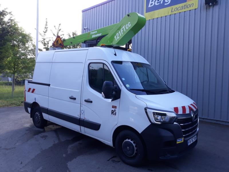 Occasion Renault Master tronqué 145Cv Nacelle 121Fcc 12m Panier 1 pers