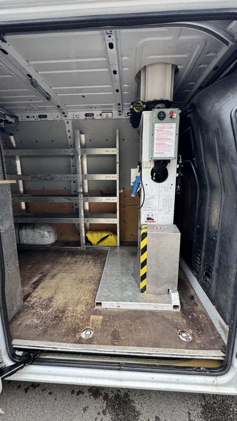 Occasion Renault Master tronqué 145Cv Nacelle 121Ftcc 12m Panier 1 pers