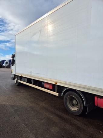 Occasion Renault Midlum 220.12 Fourgon Polyfond avec Hayon repliable