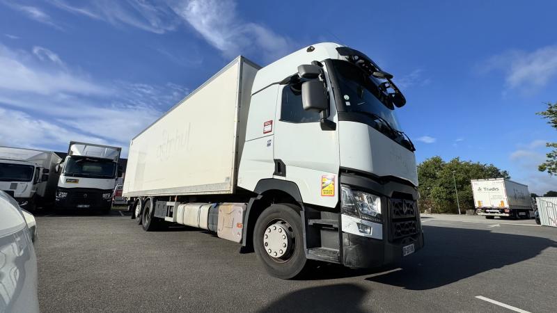 Occasion Renault T380 P6x2 Fourgon 26T avec attelage