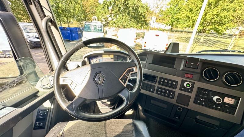Occasion Tracteur Renault T 460CV XROAD