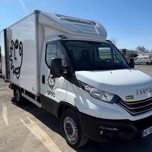 Iveco Daily frigorifique avec hayon