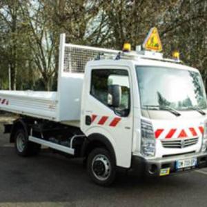 Renault Maxity 140.35 avec bras hydraulique
